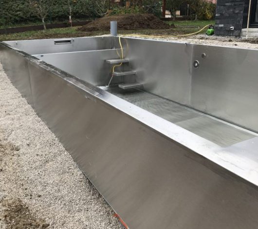 piscine inox structure