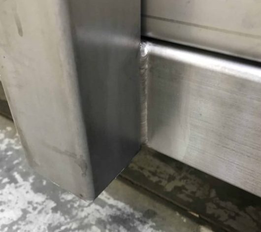 image structure piscine inox soudure